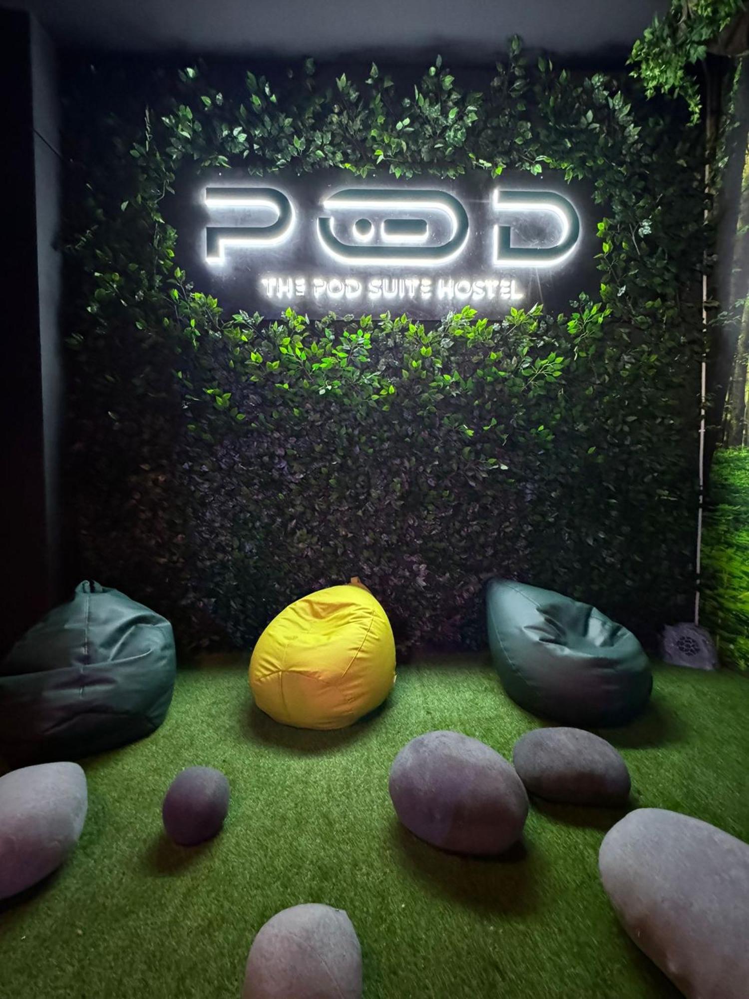 The Pod Suite Hostel Village Valencia Kültér fotó